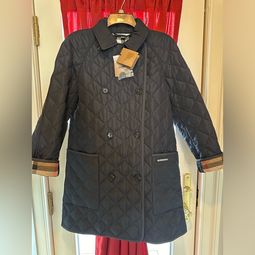 NWT Burberry Women’s Quilted Coat size Small Navy